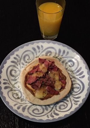 Una foto de Pizzetta de Roast Beef y Pategras