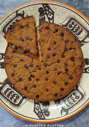 A picture of Jowar Chickpeas Cookie Pie.