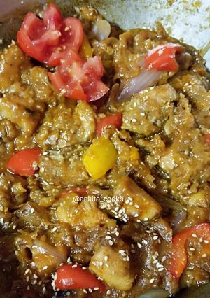 A picture of Sweet and Sour Chicken.