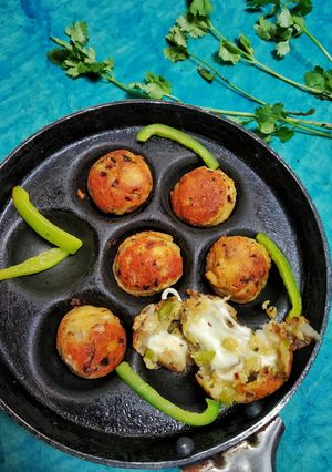 A picture of Chilli cheese potato balls.