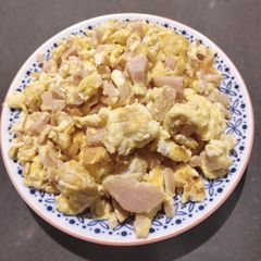 A picture of Scrambled Egg with Luncheon Meat.