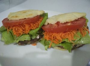 Una foto de Arepas burgers