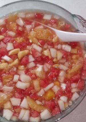 A picture of Mixed fruit salad.