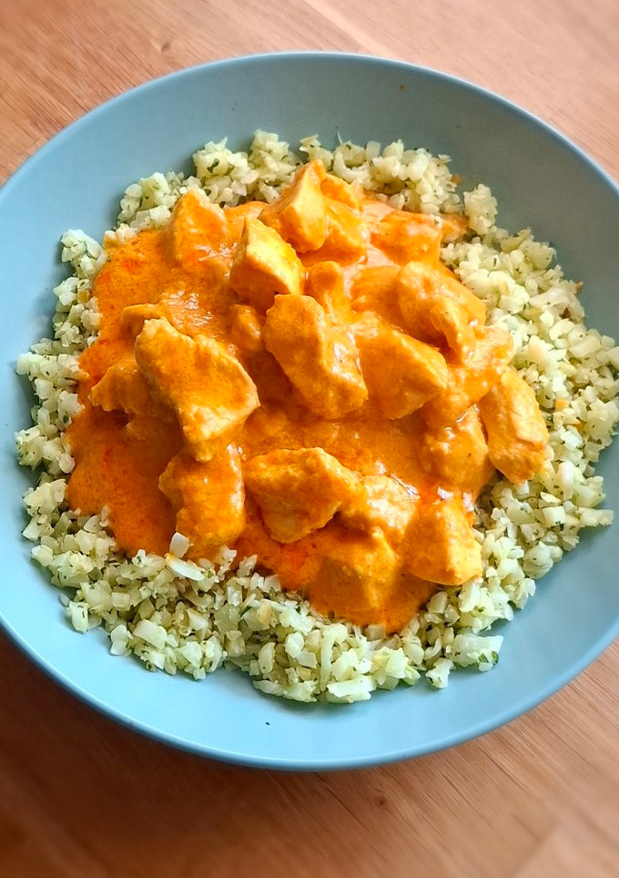 Una foto de Pollo tikka masala