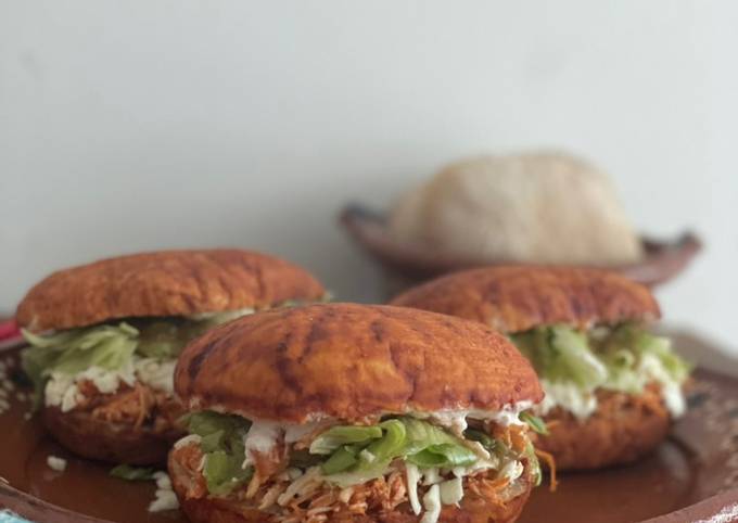 Pambazos de tinga de pollo Receta de poramoralhambre- Cookpad