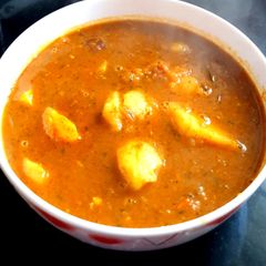 A picture of No onion garlic potato curry/ Aloo sabzi at home.