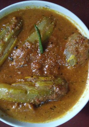 A picture of Shahi korma of parwal.
