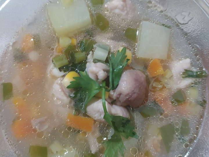 Cara Gampang Membuat Sop ayam dan sayuran yang Lezat