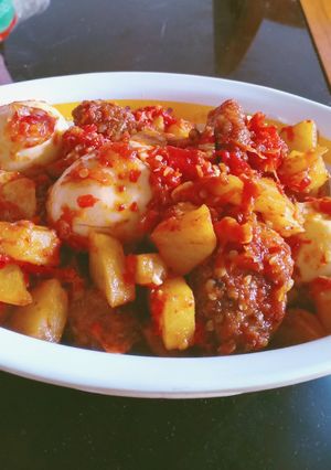 Foto resep Balado Telur Ayam, Kentang, dan Paha Ayam Pedas Manis