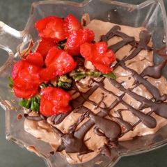 A picture of Choco Strawberry instant dessert.