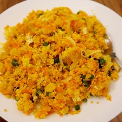 A picture of Semolina chicken vegetable mix.
