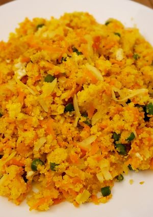 A picture of Semolina chicken vegetable mix.
