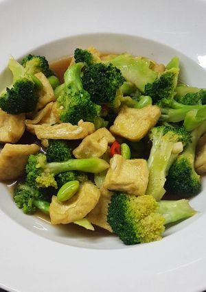 Foto resep Brokoli cah Edamame dan Tahu