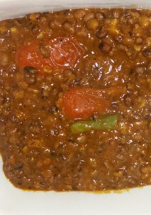 A picture of Moong tadka.