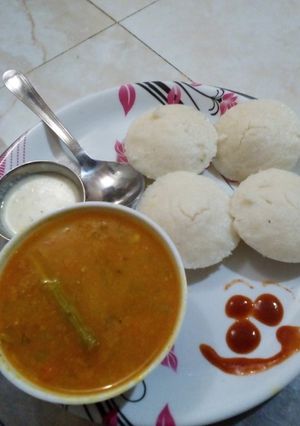 ઈડલી સંભાર રેસીપી મુખ્ય ફોટો