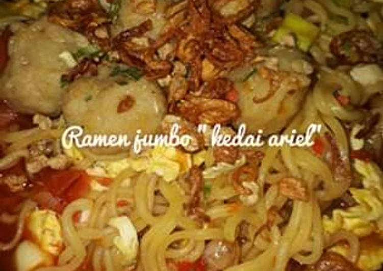 Ramen "jowo" porsi jumbo