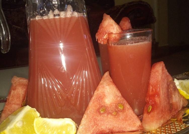 Steps to Make Homemade Water melon and orange juice