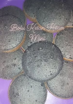 Foto resep Bolu Ketan Hitam Mini dgn takaran sendok