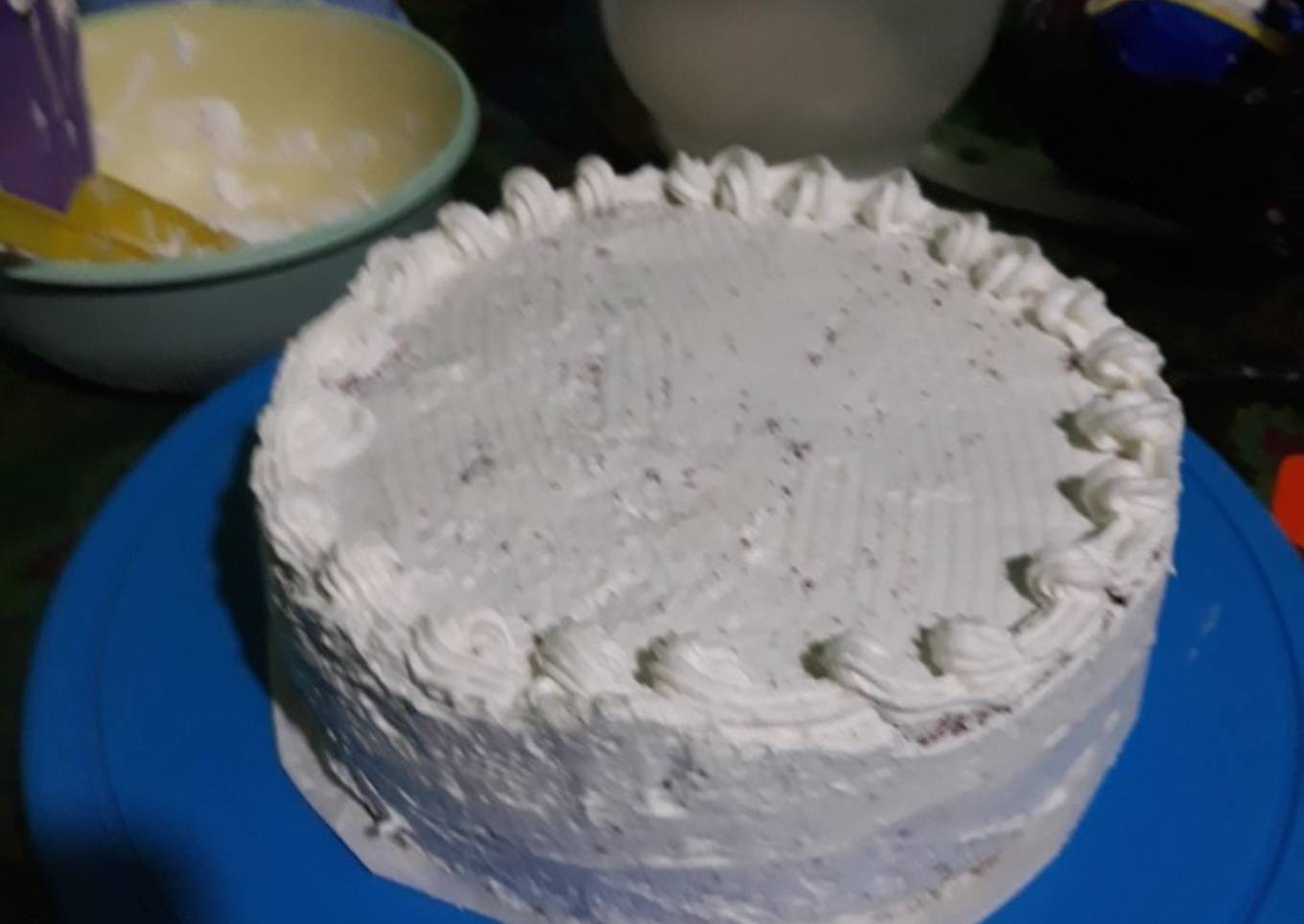Membuat butter cream untuk kue tart, anti gagal