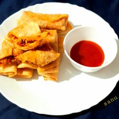 A picture of Chicken Spring Roll.