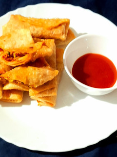 A picture of Chicken Spring Roll.