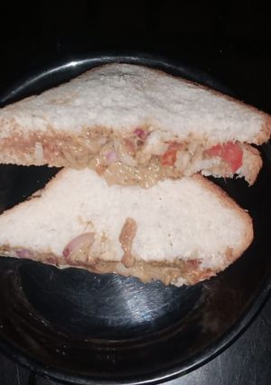 A picture of Mayonnaise sandwich.