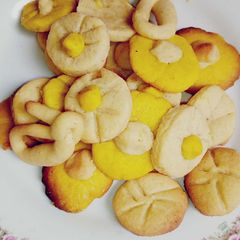 A picture of Butter cookies.