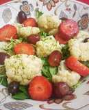 Ensalada de coliflor con vinagreta de hierbabuena y naranja
