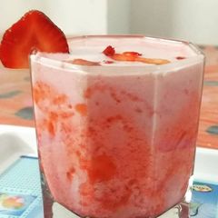 A picture of Strawberry milkshake.