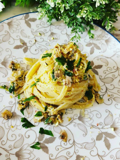 Foto di Tagliolini alle vongole e crema di pistacchio