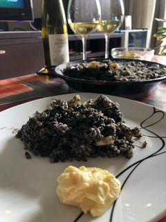 Una foto de Arroz negro con sepia