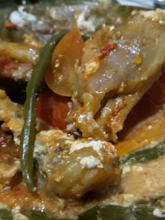 Foto resep Ayam Kampung pedas masak daun