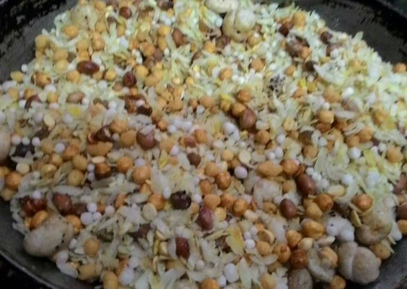 Homemade diet namkeen