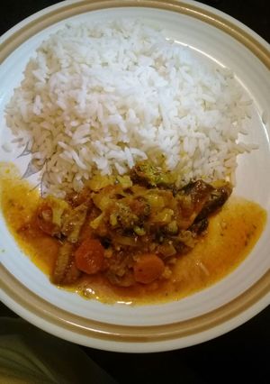 A picture of Fish with vegetables.