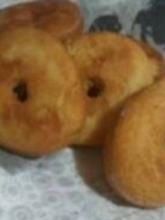 A picture of Doughnuts (Donuts).