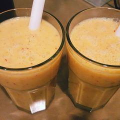 A picture of My homemade energy yogurt drink.
