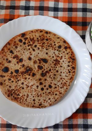 A picture of Gobhi ke Parathe.