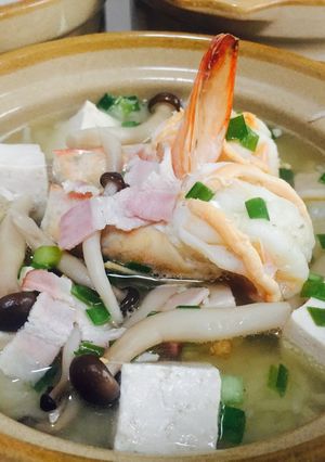รูปของ ข้าวต้มกุ้งเต้าหู้เห็ดและกู๋ช่าย
