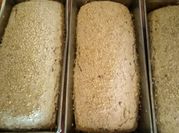 Una foto de pan integral con chia