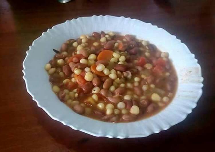 Recipe of Quick Githeri cooked with carrots