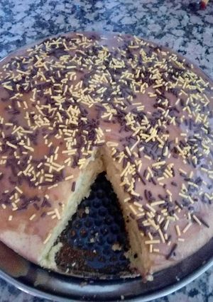Una foto de Torta de naranja con un toque de kolor 😀