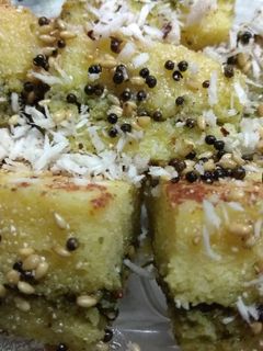 सैंडविच ढोकला (Sandwich dhokla recipe in hindi) रेसिपी मुख्य फोटो