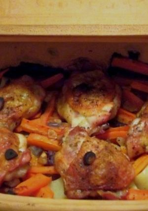 Csirkecomb római tálban recept fotója