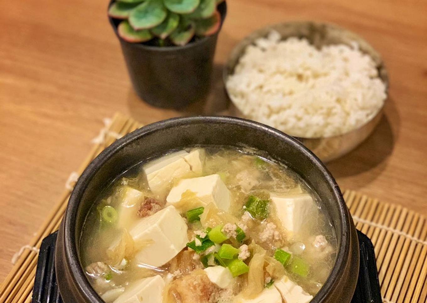 Sop babi tongcai