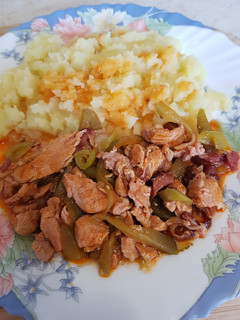 Csemege uborkás sertés csíkok recept fotója