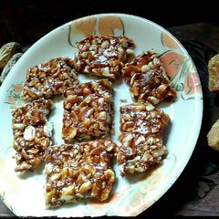 A picture of Peanut Chikki.