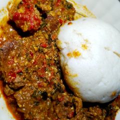 A picture of Semo nd bitter leaf soup.