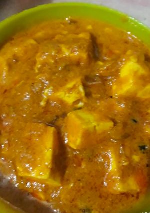 A picture of Shahi paneer.