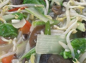 Foto resep Tumis sawi samhong toge jamur kuping Vegan