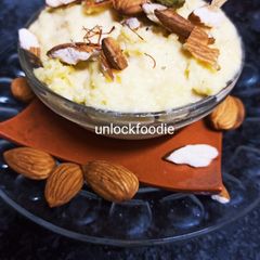 A picture of Mithai Rabdi.